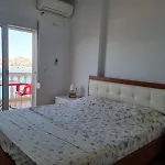 Center Apartment, Amazing View, Parking Саранда