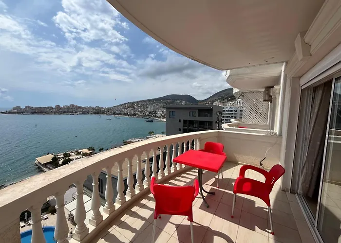 Center Apartment, Amazing View, Parking *
