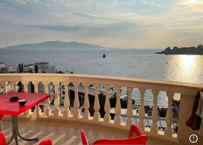 Center Apartment, Amazing View, Parking *