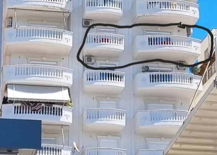 Daire Center Apartment, Amazing View, Parking Saranda