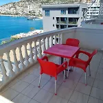 Center Apartment, Amazing View, Parking * Sarandë