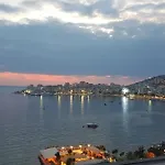 Appartement Center Apartment, Amazing View, Parking
