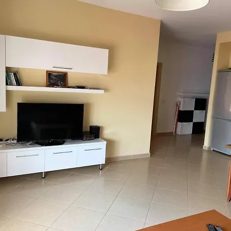 Center Apartment, Amazing View, Parking